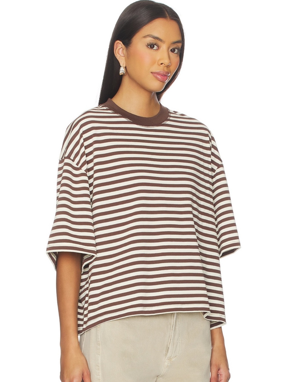Lioness Bloom Short Sleeve Tee in Dark Chocolate M - Picture 2 of 8